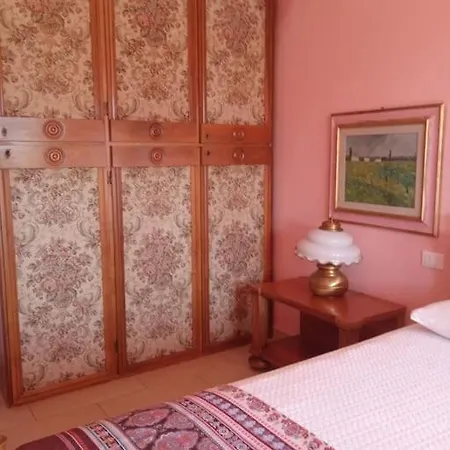 公寓 La Casina Di Laura *