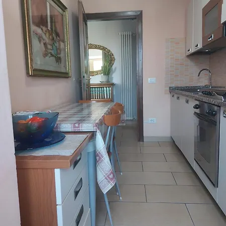 公寓 La Casina Di Laura *
