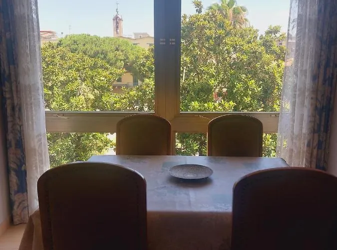 La Casina Di Laura Follonica